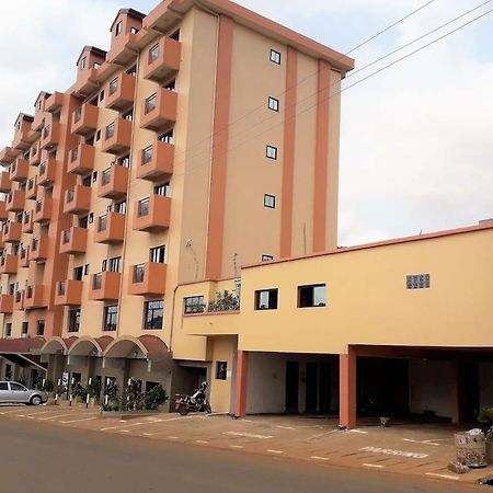 Hotel Jouvence International Yaoundé Exterior photo